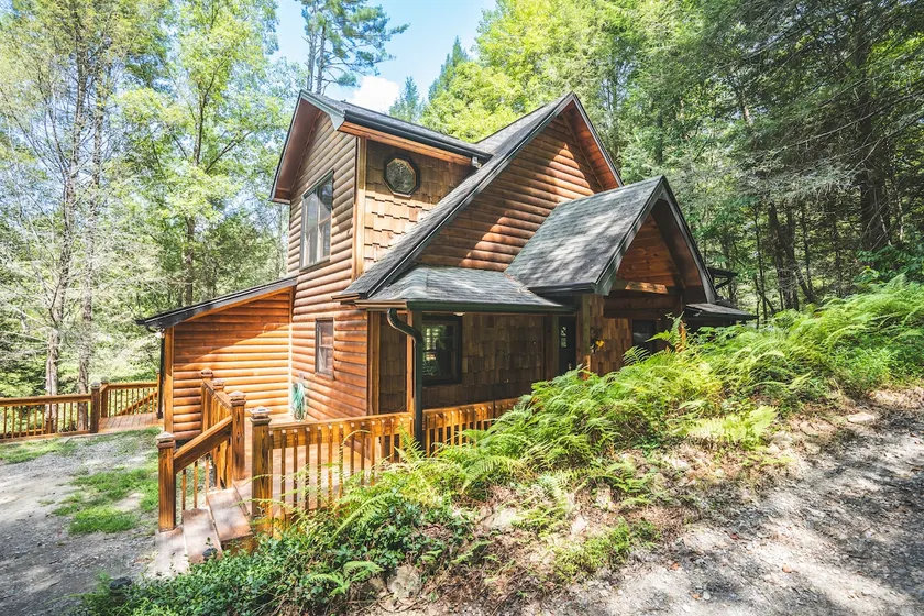 FishHawk Ranch - Private Fightingtown Creek Cabin - Image 1