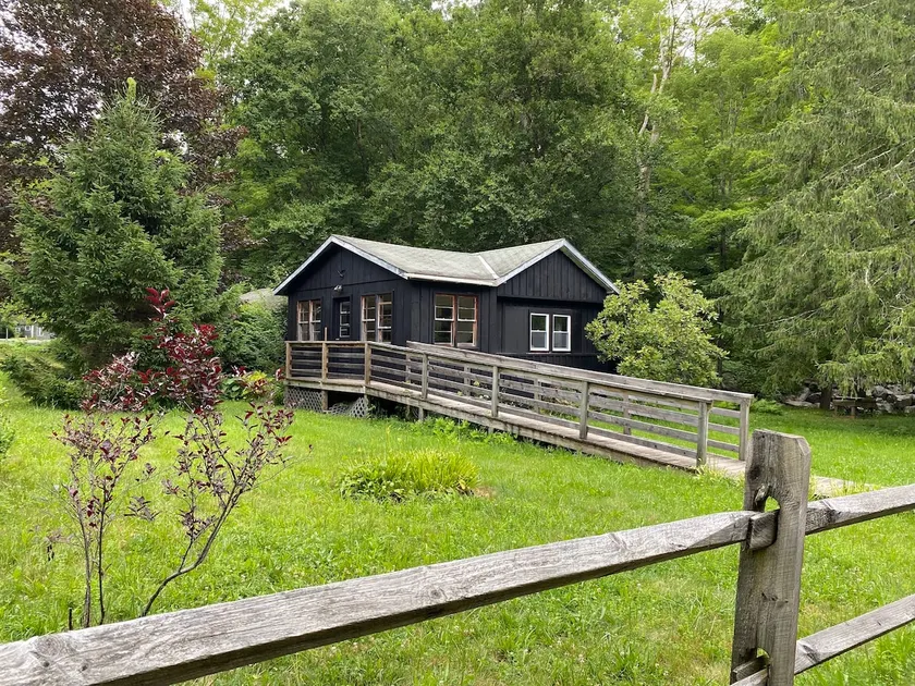 Mountain Farmhouse (The Lorca, Catskills) - Image 1