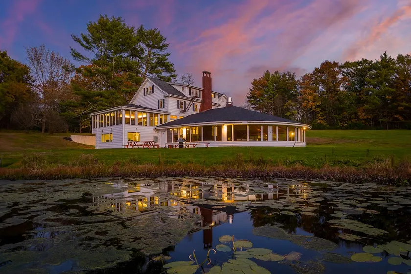Private Indoor Pool - Hot Tub - 2 Fishing Ponds - 33 Acres - Image 1