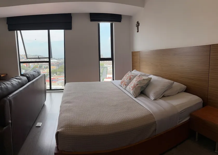 Magnificent Loft-style apartment with a beautiful view - Image 1