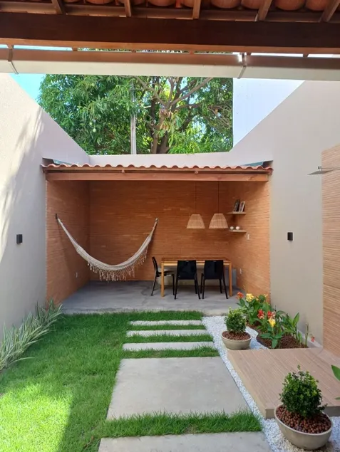 House on Pajuçara Beach - Image 1