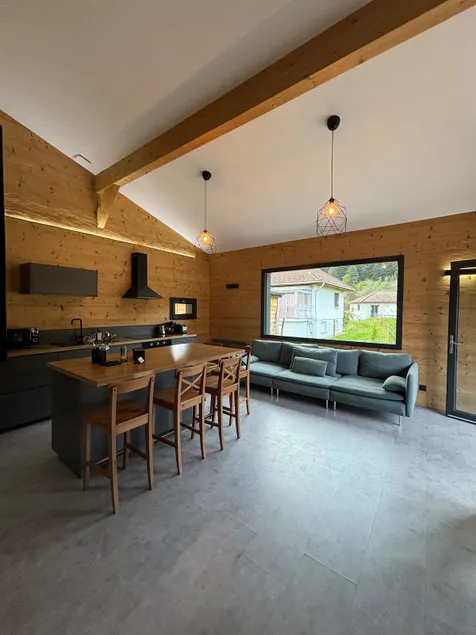 Perce-Neige 5p: Charming quiet cottage, private hot tub - Image 1