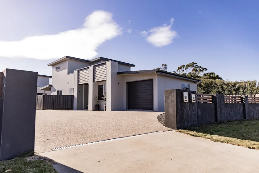 Colchis Creek Townhouse - Image 1