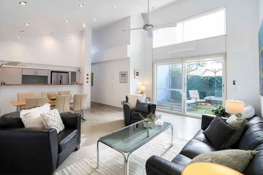 StayCentral - Fairfield Four-bedroom Home - Image 1