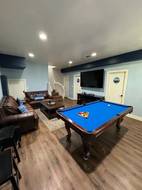 GG’s Chalet ist ein Rückzugsort mit 6 Schlafzimmern, 4 Bädern - Billardtisch und perfekt für Gruppen. - Image 1