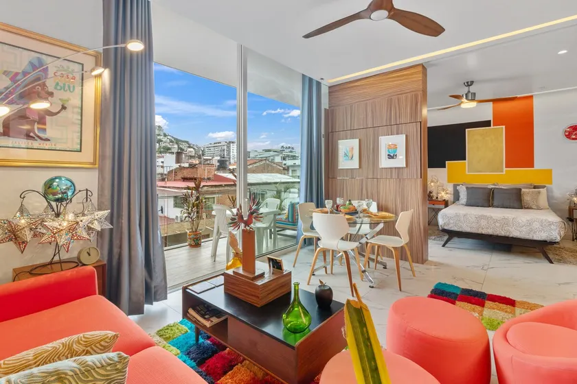 The Home with Many HEARTS! - Casa Pablo Blu! - Image 1