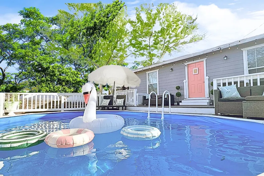 Olive Oasis: 1 mi to Alamo l 8 Beds l Pet Friendly - Image 1