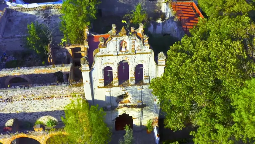 Unique 18th century hacienda 60 minutes from CDMX - Image 1