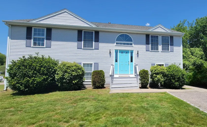 5-bdrm dog friendly family home minutes to beaches - Image 1