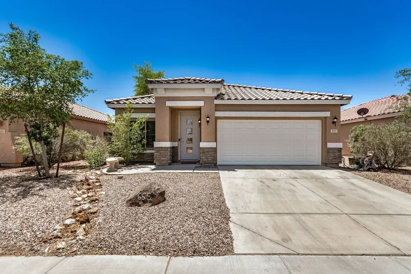 Spacious House w/ a Washer + Private Bathroom - Image 1