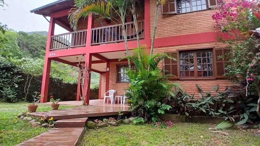Lovely home in Floripa 4 bedrooms - 50m from the beach - Image 1