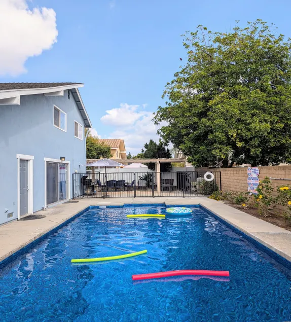 NEAR DISNEY PRIVATE POOL, GAME ROOM, PUTTING GREEN - Image 1