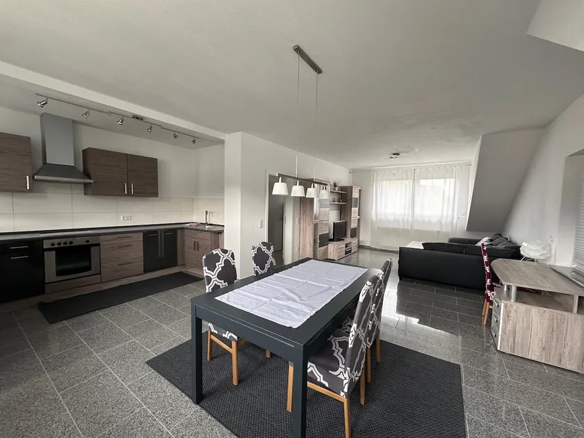 Modern newly renovated 2 room apartment with kitchen and bathroom, Dillingen-OT - Image 1