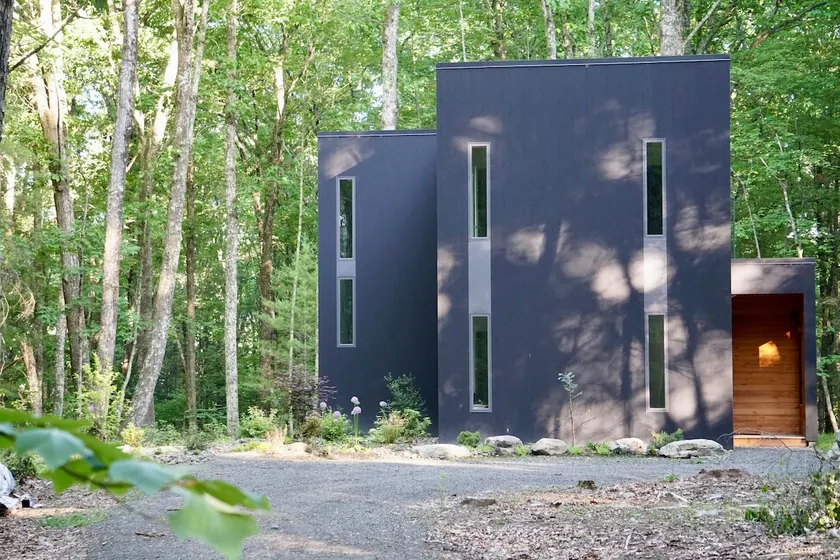 Architect Designed House with Hot Tub - Image 1