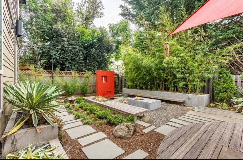 Zen Casa, License #677 - Image 1