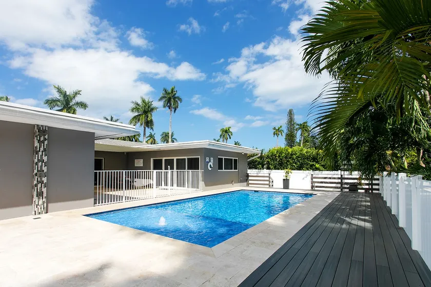 Premium Luxus 5 Schlafzimmer/3 Badezimmer Villa nahe Hollywood Beach - Image 1