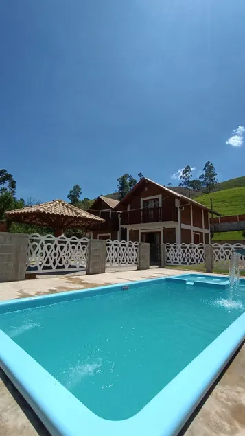 Family Chalet - Image 1