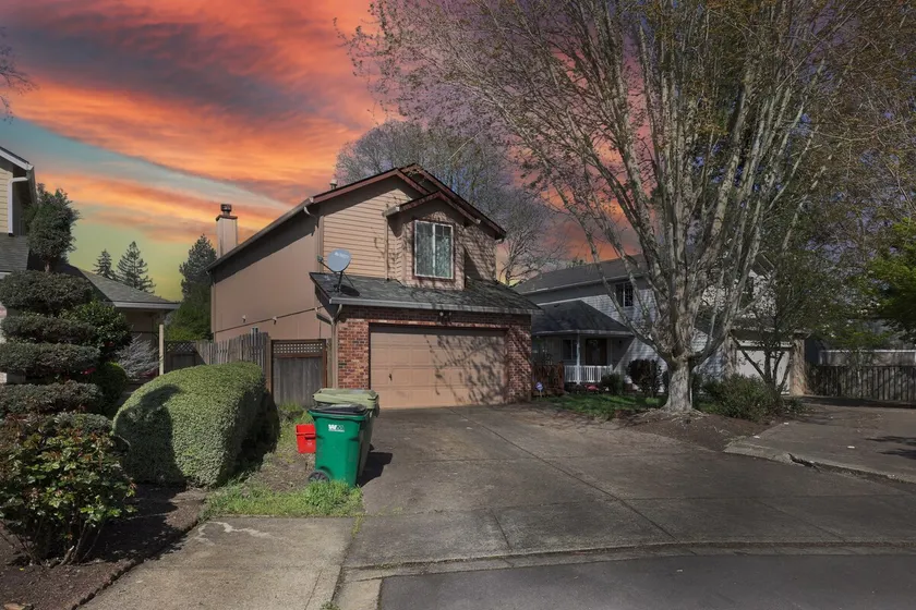Charming 3-Bedroom Home w/ Backyard in Beaverton! - Image 1