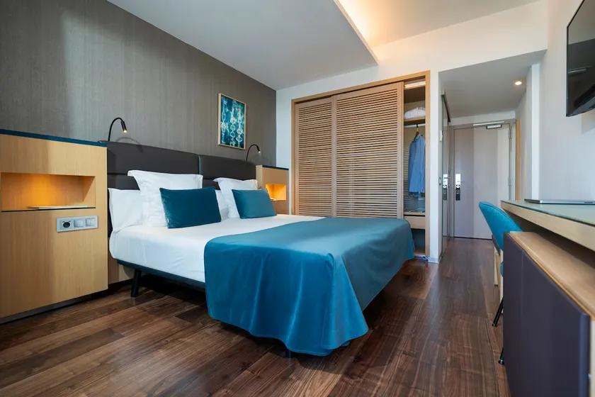Frontal Sea View Deluxe Room at Hotel OD Ocean Dri - Image 1