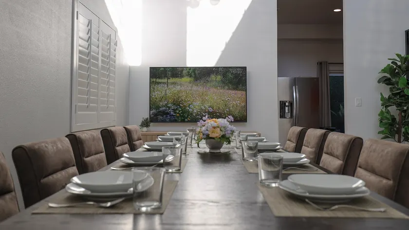 Grand and Spacious Vacation Home w/ EV Charging - Image 1