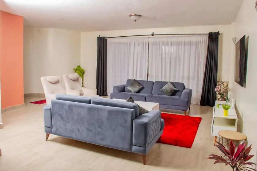 LEO'Z SUITES - Image 1