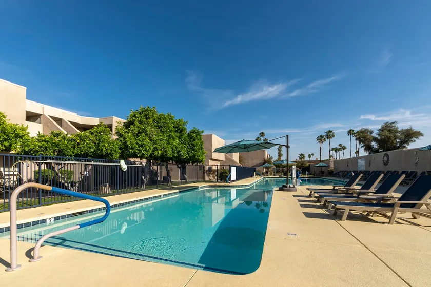 Two Bedroom Condo at Vista Mirage Resort - Image 1