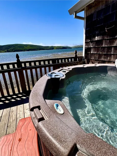 Family Beach Cottage - Image 1