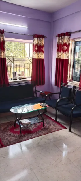 Airbnb Apartment Home - Image 1
