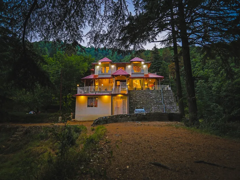 Vibhasa-The Scenic Solitude 6Br Villa Amidst Himalayas Near Kainchi Dham-Where BBQ and Bonfires Ignite the Adventure - Image 1
