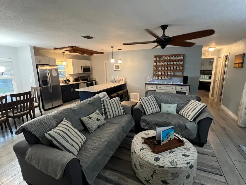 Pet Friendly Home in Crystal River by State Parks - Image 1
