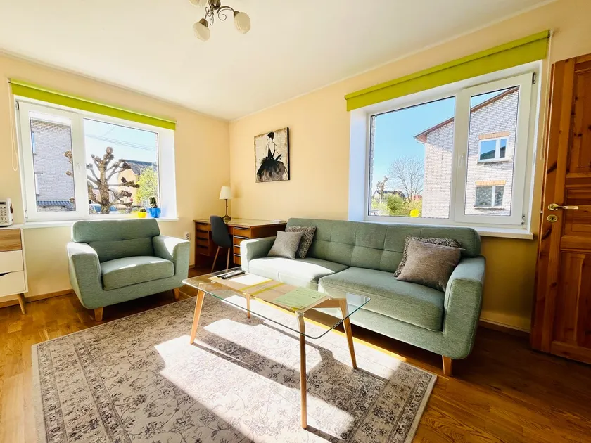 Central home in Kuressaare. Free parking. - Image 1