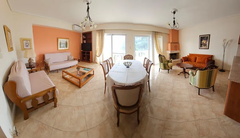 Karystos Central Luxury App, balconies & sea view - Image 1