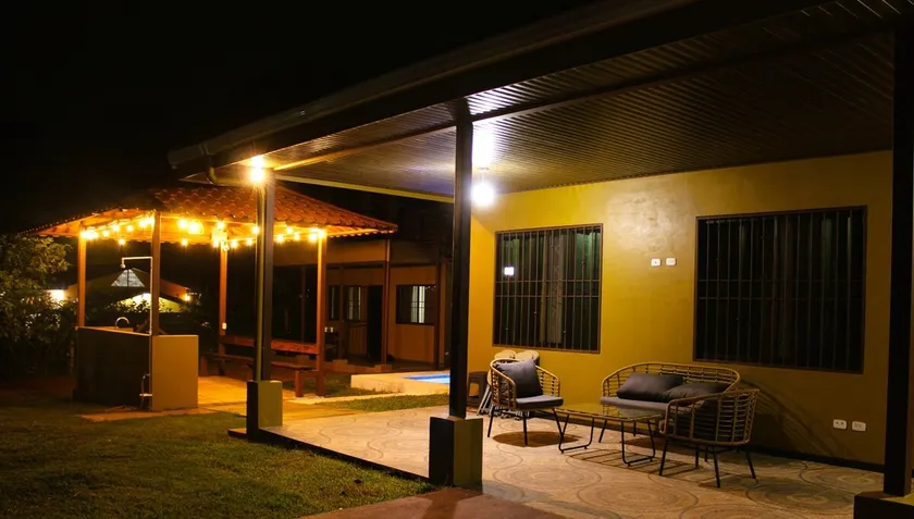 Cabin-Nana's Place Beach House - Image 1