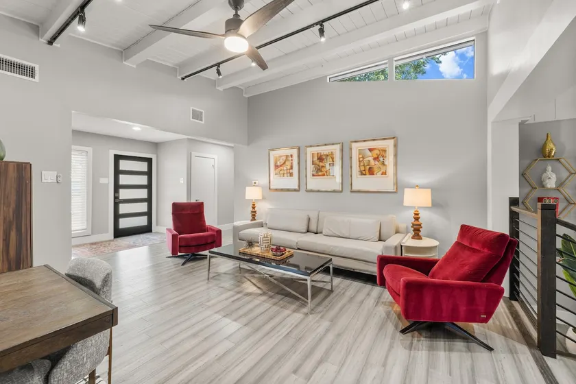 Preston Hollow Retreat - Image 1