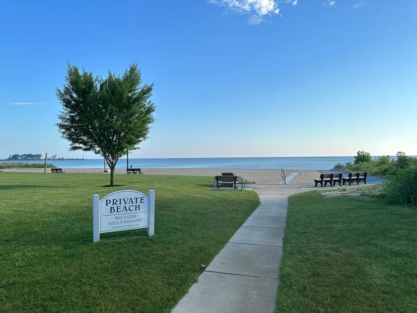 Have it all! Cedar Pt, Lake Erie Beach & Fishing - Image 1
