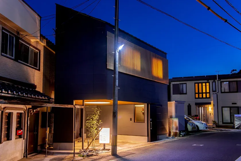 [Oyado Street] Guests only! Private Cruiser and SUP Tour: Newly Built House with a Villa-Like Atmosphere Near Ten Bosch - Image 1