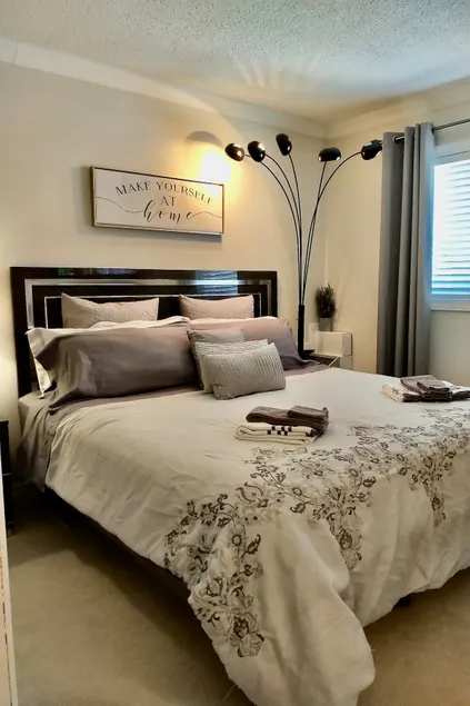 K's Cozy Condo -Mins. to Ski, Trails, Shops, Beach - Image 1