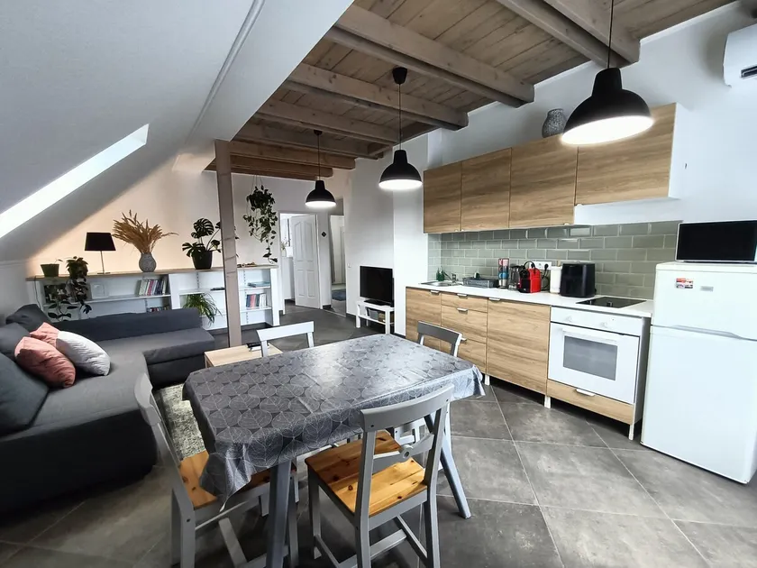 Tulipánfa Apartment - Balatonszárszó - Image 1