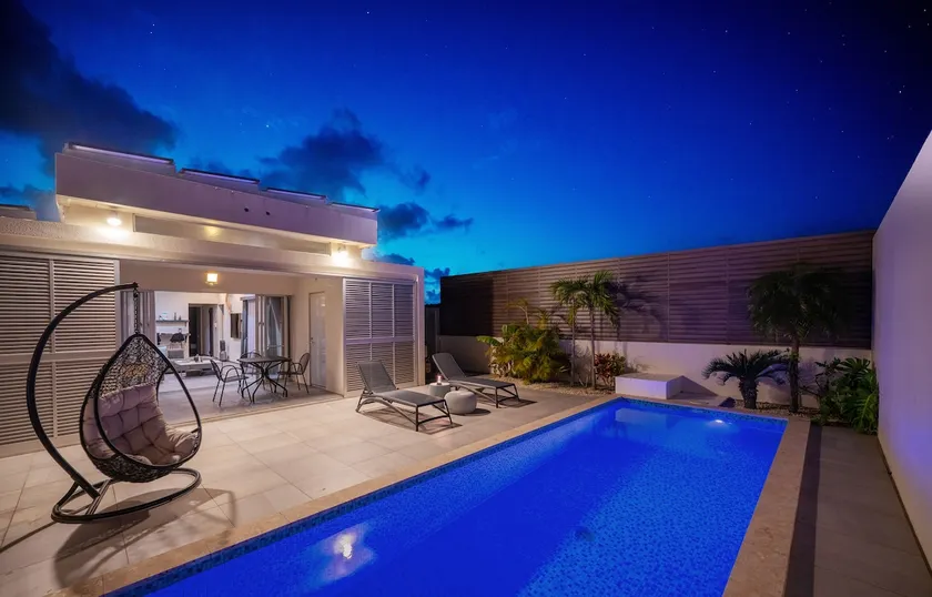 Private villa with a 9m heated pool with lights and terrace [Limited to one group per day] - Image 1