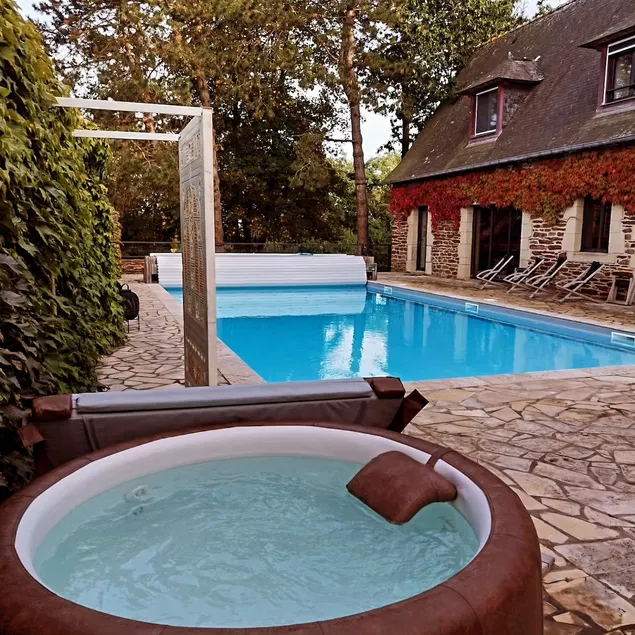 Studio, private independent, sauna + jacuzzi - Image 1