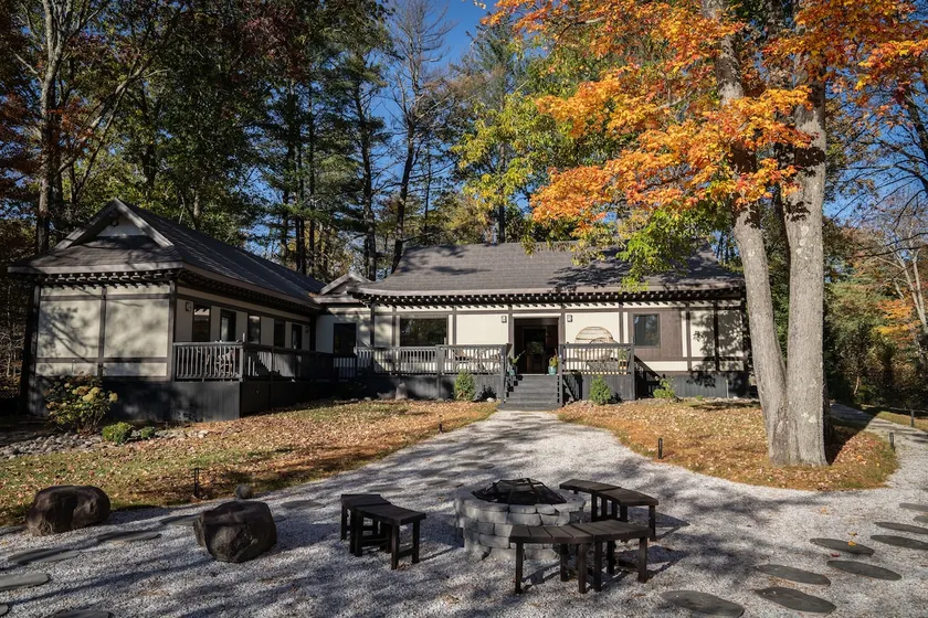 Luxury Zen 3 Bedroom Relaxing Retreat in Leeds, NY - Image 1