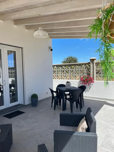 Casa Lido Fiori Beach - Image 1