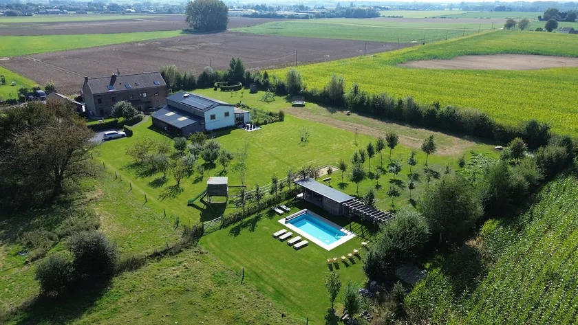 Private Estate: Swimming Pool, Home Theater & 100% Peace and Quiet - Image 1