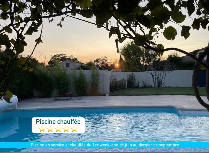 Provence Villa AirCon heated pool garden 3parkings - Image 1