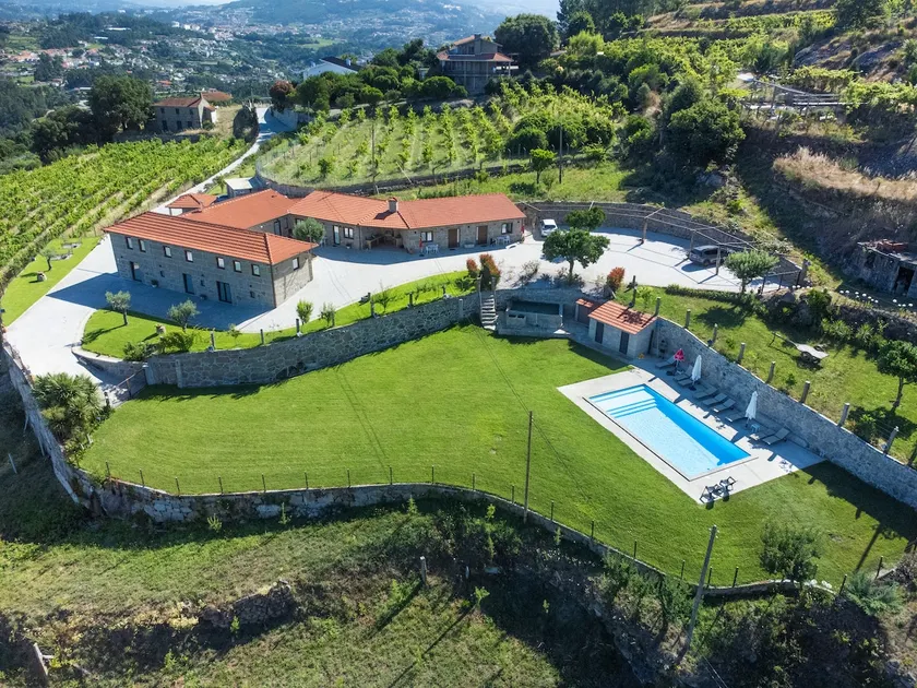 Roseiras Studio | Casa de Belmonte - Image 1