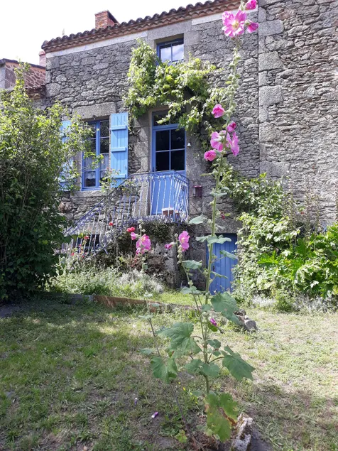 Gîte des Ménicles 10 min from Puy du Fou - Image 1