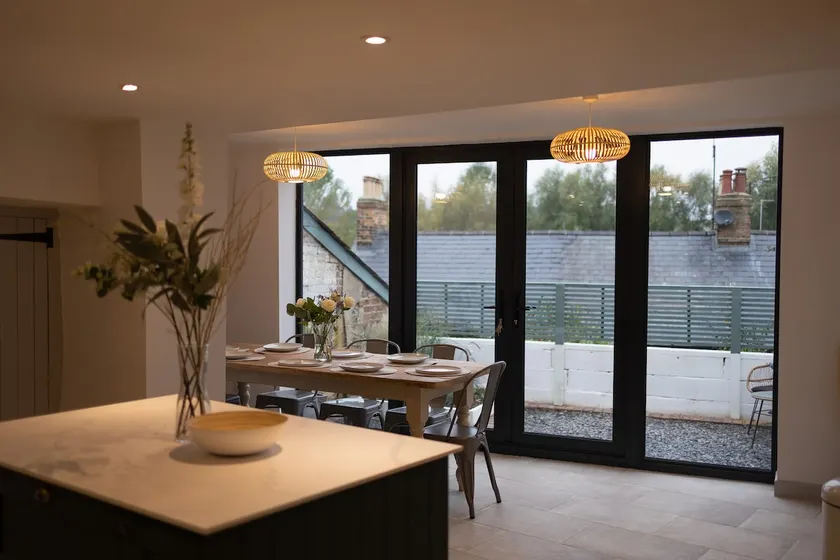 Cosy Country Townhouse in Woodstock - Image 1
