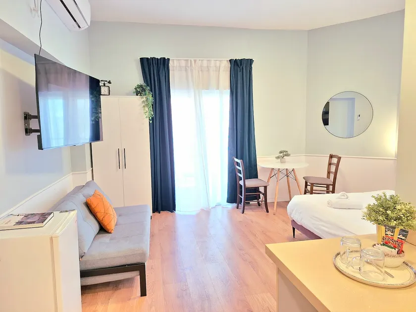 JAKO Boutique & Balcony 6 - Image 1