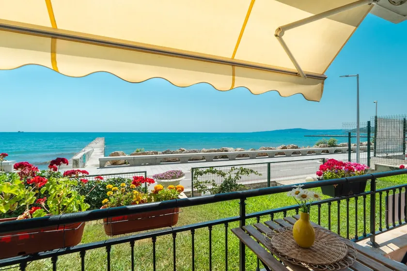 Apartments Poemia- sea view, Free Parking, complex Carpe Diem - Image 1