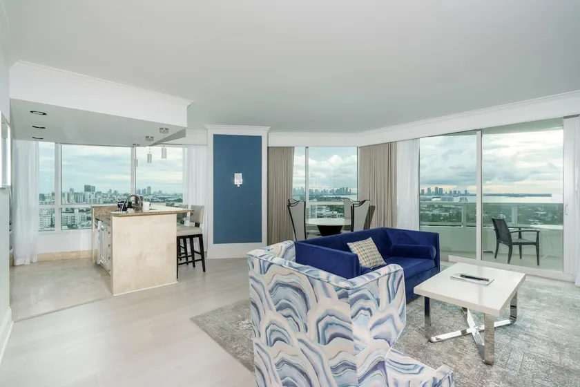 Fontainebleau Tresor Remodeled One-Bedroom Suite - Image 1
